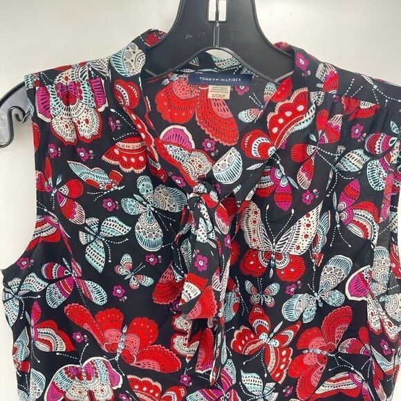Tommy Hilfiger Womens Butterfly Blouse Top Sleeveless Tie Neck Red Black Small - Picture 7 of 9